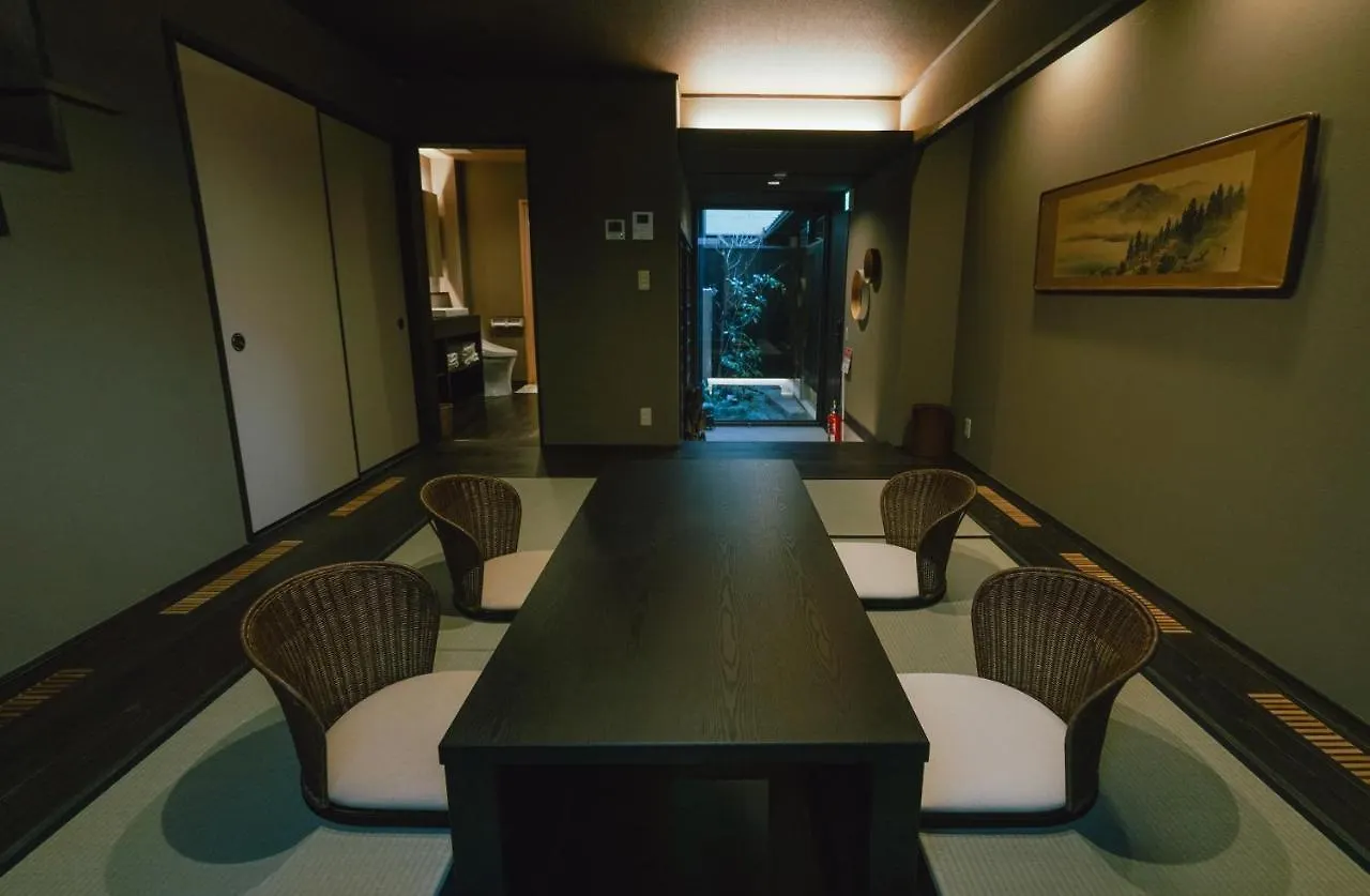 Villa 谷町君 星屋 大宮旅館 京都四条大宮 Japan