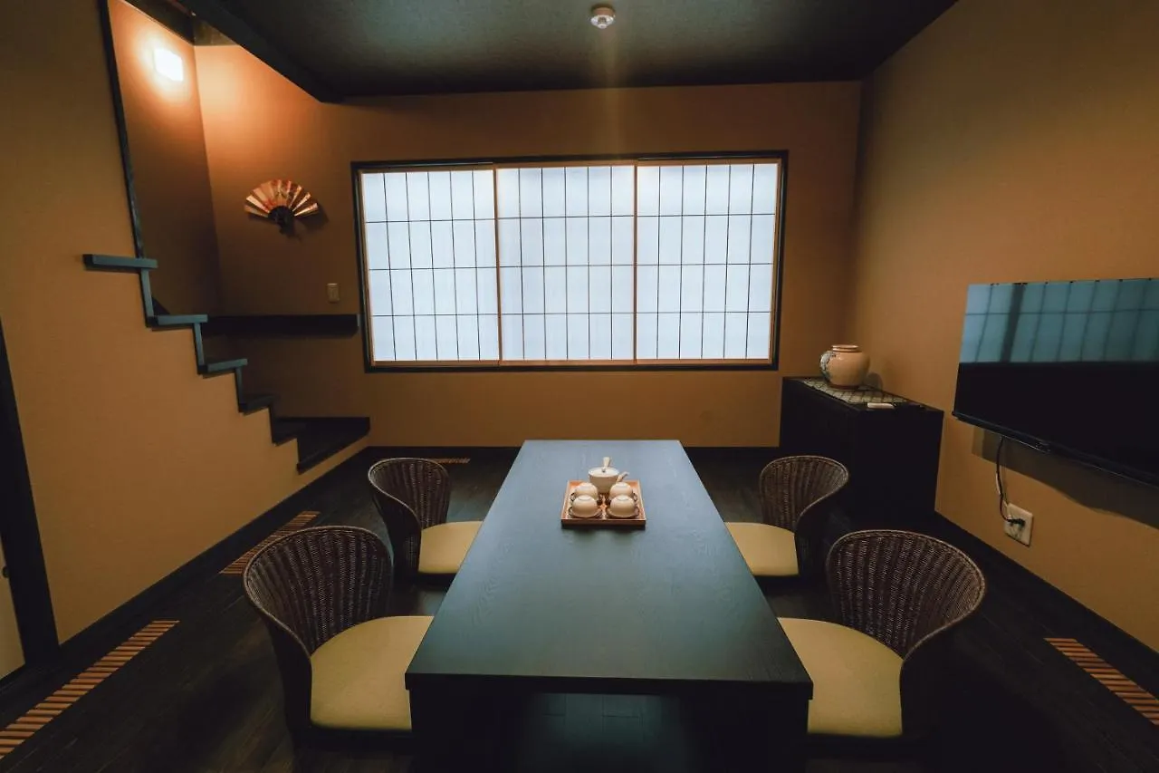 谷町君 星屋 大宮旅館 京都四条大宮 0*, Kyoto Japan