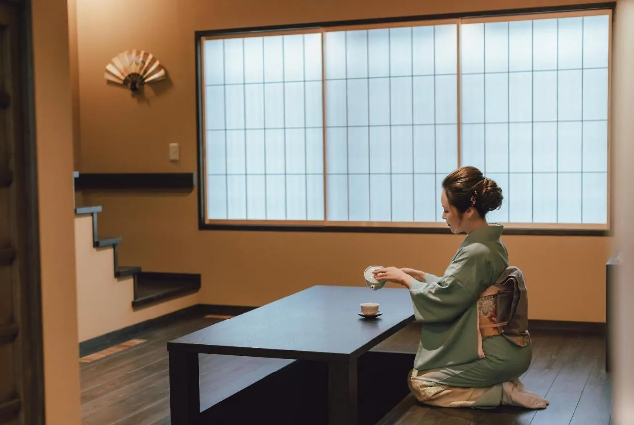 谷町君 星屋 大宮旅館 京都四条大宮 Japan