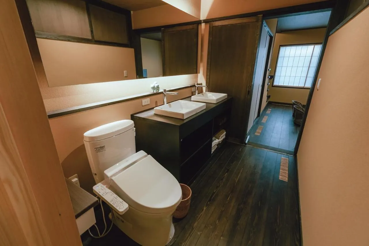 谷町君 星屋 大宮旅館 京都四条大宮 Japan